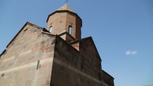 Oidentifierade Personer Närheten Antique Khor Virap Monastery Armenia — Stockvideo