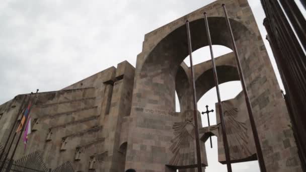 Tourists Visiting Echmiadzin Oldest Christian Antique Temple Armenia — Stock Video