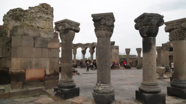 Ermenistan Daki Antik Zvartnots Katedrali Ziyaret Eden Turistler — Stok video