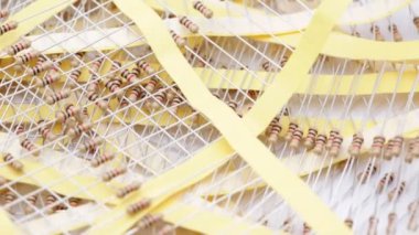 grup ve direnç kavramı gibi birçok rezistans elektronik bileşenlerin yakın çekim görünümü