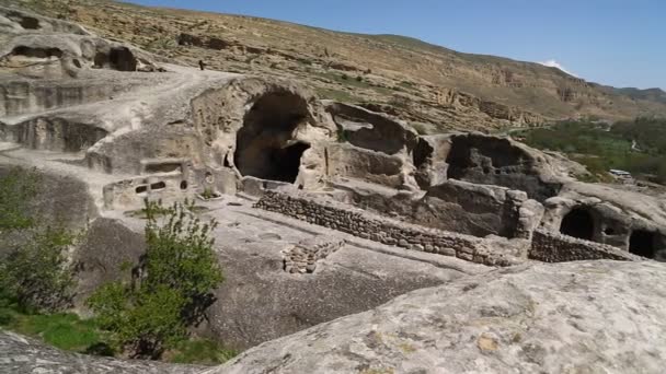 Ancient Rock Hewn Town Uplistsikhe Eastern Georgia — Stock Video