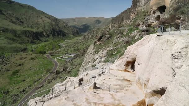 Σκηνές Από Την Πόλη Των Σπηλαίων Ανασκαφεί Βράχους Βαρζιά Γεωργία — Αρχείο Βίντεο