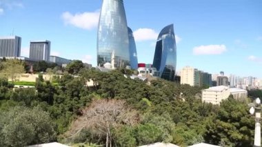 güneşli bir günde güzel Bakü şehrinin görüntüleri, Azerbaycan