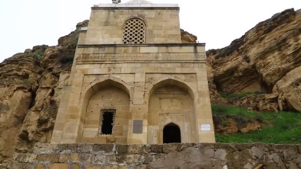 Bilder Antika Mausoleet Nära Mountain Heritage Diri Baba Azerbajdzjan — Stockvideo