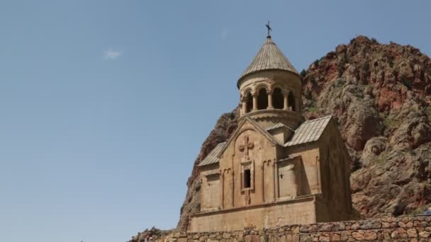 Arménie Noravank Circa Květen 2019 Neidentifikovaný Lid Poblíž Starožitného Kláštera — Stock video