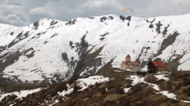 kazbegi güzel dağlar, gürcistan