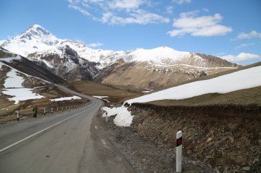   Kafkas topraklarında dağ