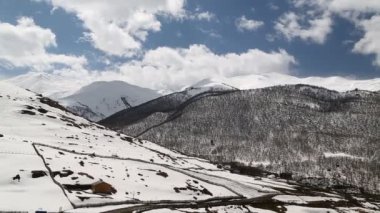 kazbegi güzel dağlar, gürcistan