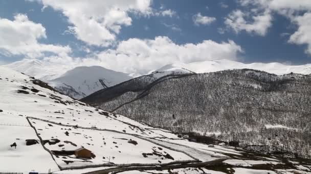 Όμορφα Βουνά Kazbegi Γεωργία — Αρχείο Βίντεο