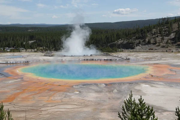 Parque Nacional de Yellowstone la naturaleza — Foto de Stock