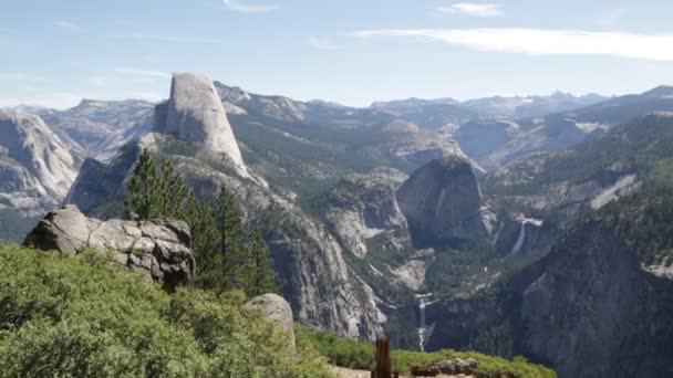 Όμορφη Θέα Του Εθνικού Πάρκου Γιοσέμιτι Στις Ηπα — Αρχείο Βίντεο