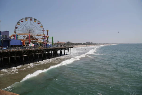 Santa Monica a tengerparton és a mólón — Stock Fotó