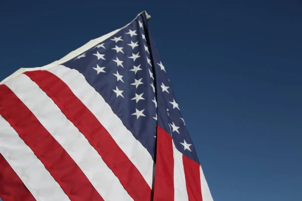 Usa the waving flag in the sky — Stock fotografie