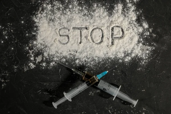 Drogues Addictives Héroïne Dans Une Seringue Inscription Arrêter Cocaïne Sur — Photo