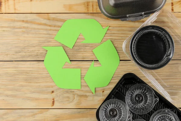 Símbolo Ecológico Reciclagem Conceito Ecológico Mesa Madeira Natural Reciclagem Resíduos — Fotografia de Stock