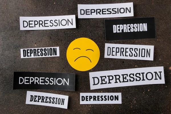 Konsep Depresi Penyakit Kejiwaan Senyum Sedih Dan Depresi Prasasti Pada — Stok Foto