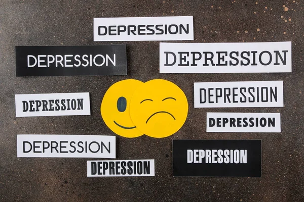Konsep Depresi Penyakit Kejiwaan Senyum Sedih Dan Depresi Prasasti Pada — Stok Foto