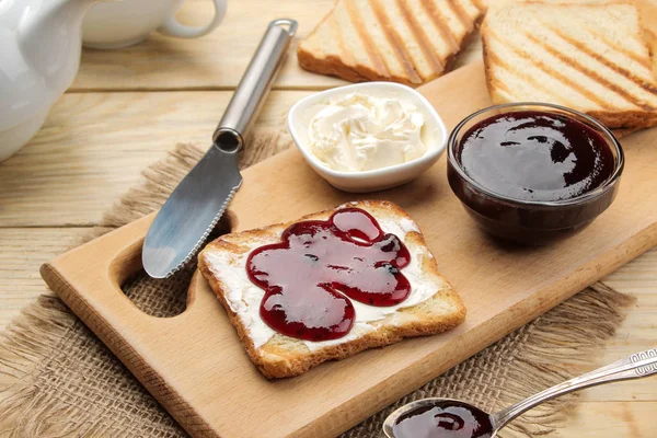 Toasts Jam Fried Crispy Toast Red Jam Natural Wooden Table — Stock Photo, Image