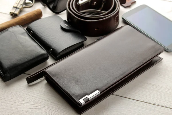 Mannen Accessoires Heren Stijl Glazen Visitekaartje Houder Sigaar Smartphone Notebook — Stockfoto