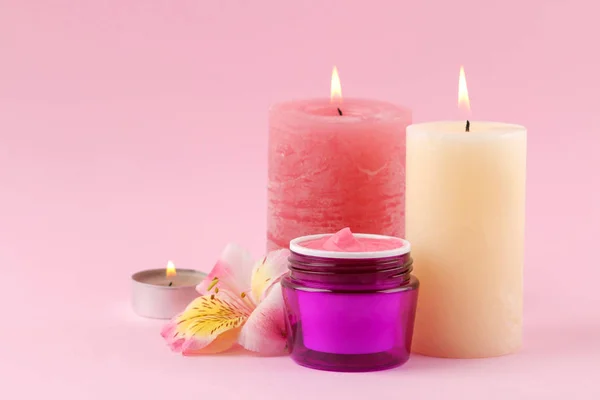 Spa Aromaterapia Cosméticos Cuidados Corporais Óleos Aroma Nata Contexto Rosa — Fotografia de Stock