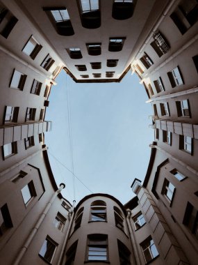 Saint Petersburg 'da bir kuyu