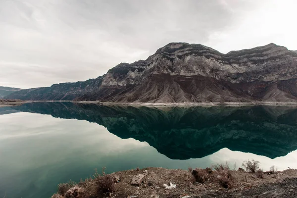 Sulak kanyonu. Kafkasya 'nın Chirkeyskaya HPP' si. Dağıstan, Rusya.