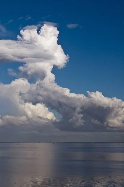 Paisaje Con Nubes Blancas Sobre Océano Índico — Foto de Stock