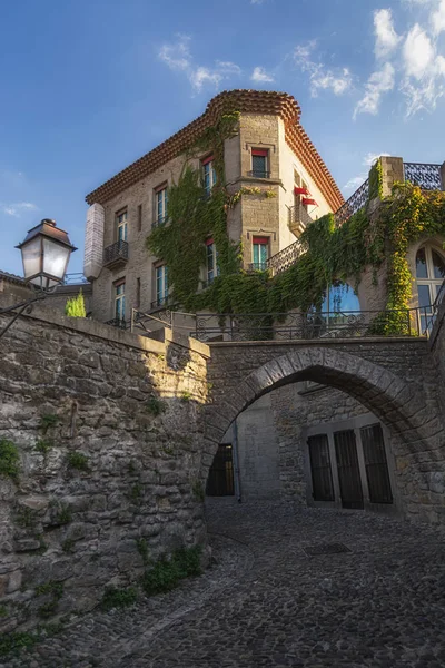 Carcassonne färgade gränd — Stockfoto