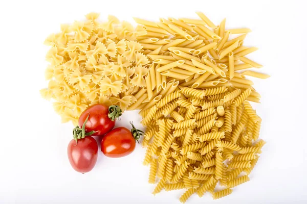 İtalyan makarna domates ile