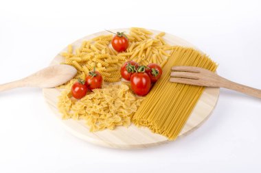 Pasta italiana con pomodori
