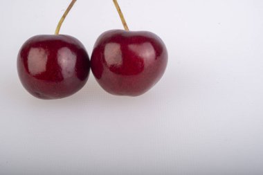 Kiraz, zengin bir besin kaynağıdır