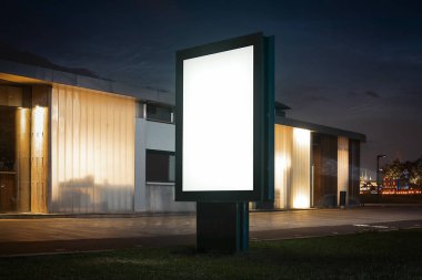 Şehirde bir sokakta boş ana başlık. 3D render