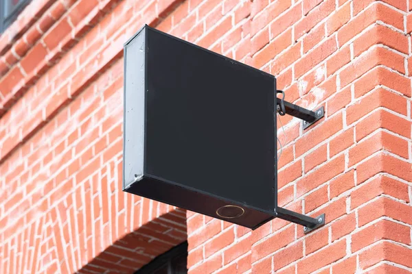 Boş siyah kare mağaza tabela Mockup. Boş dükkan Sokak tabelası, duvardaki tabelalar. , 3d render.