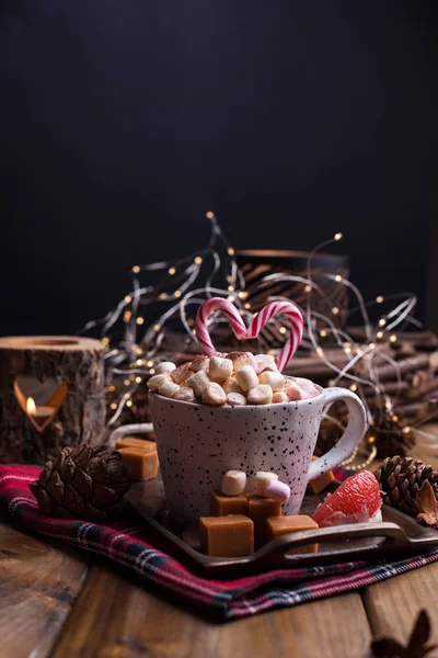 Cacau Com Marshmallows Uma Caneca Branca Doces Natal Diferentes Doces — Fotografia de Stock