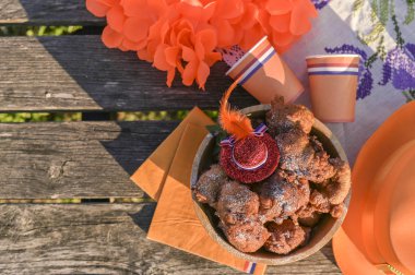 Pişirme ve çeşitli yiyecekler, içecekler ve şarap.