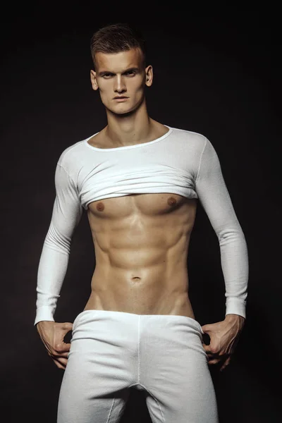 Красивий Спорт Сексуальний Роздягнений Хлопець Портрет Білому Спортивному Одязі Ізольованому — стокове фото