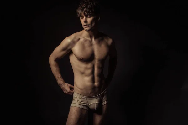 Snygg Sport Sexig Strippad Kille Porträtt Underkläder Isolerad Svart Bakgrund — Stockfoto