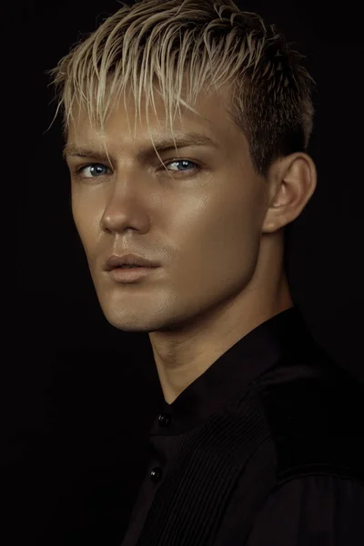 Handsome Stripped Blonde Male Model Wearing Black Suit Black Isolated — Stock Photo, Image