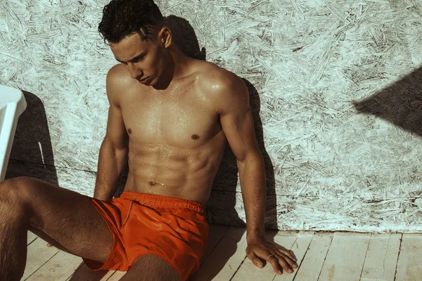 セクシーな男性モデル写真素材 ロイヤリティフリーセクシーな男性モデル画像 Depositphotos