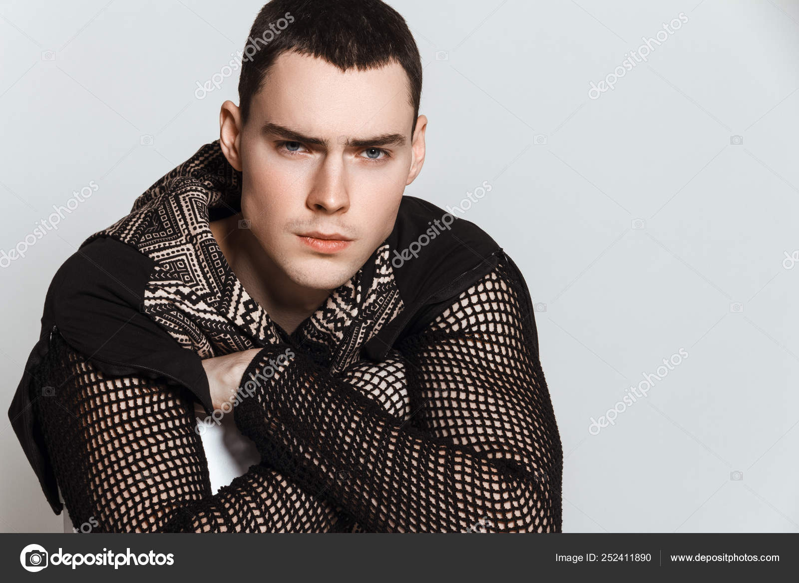 セクシーな男性モデル写真素材 ロイヤリティフリーセクシーな男性モデル画像 Depositphotos セクシーな男性モデル写真素材 ロイヤリティフリーセクシーな男性モデル画像 Depositphotos