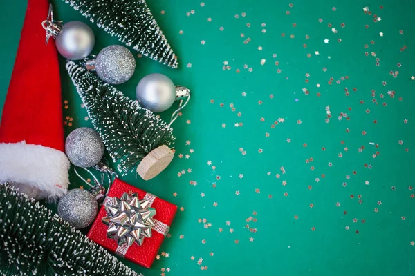 Christmas Composition Christmas Gifts Red Box Silver Balls Green Background — Stock Photo, Image