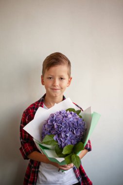 Yakışıklı çiçek ortanca güzel bir buket