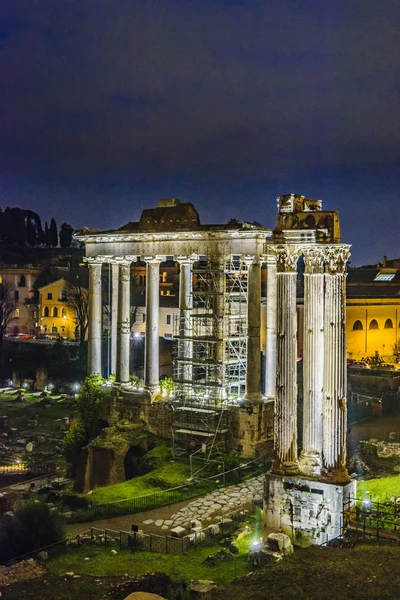 Cena Noturna Edifícios Fórum Romano Cidade Roma Itália — Fotografia de Stock