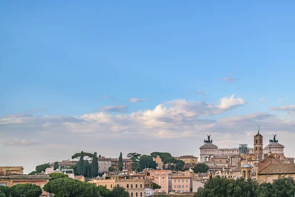 Roma Arquitectura Ecléctica Vista Del Paisaje Urbano Por Tarde — Foto de Stock