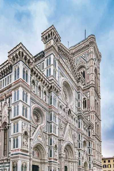 Vista Baixo Ângulo Famosa Catedral Santa Maria Dei Fiore Florença — Fotografia de Stock