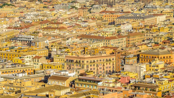 Aziz Peters Bazilikası 'ndan Roma' nın havadan manzarası.