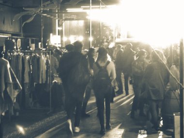 Montevideo, Uruguay, Haziran-2018-Montevideo City, Uruguay Moda Fuarı sokakta gece sahnesi