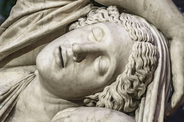 Италия Январь 2018 Голова Скульптуры Древней Женщины Галерее — стоковое фото
