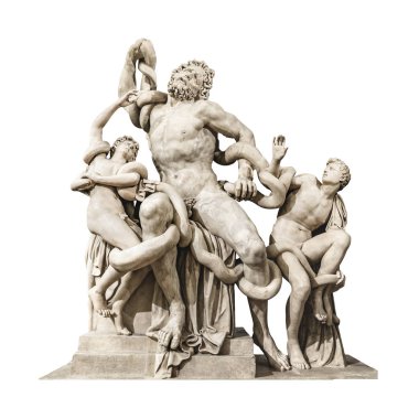 Beyaz arka planda izole edilmiş ünlü laocoon Roma kopya heykeli ön görünümü