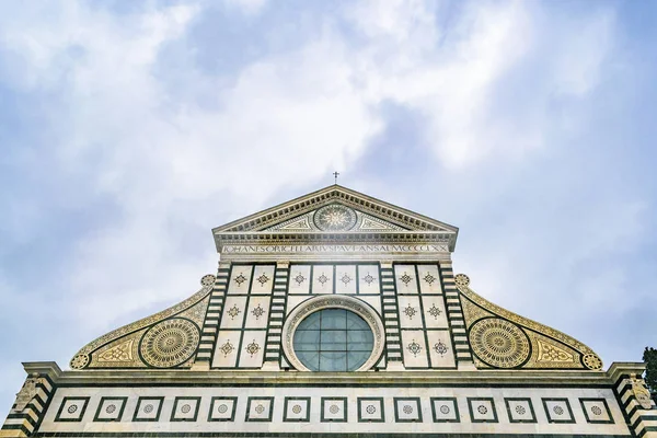Dış ayrıntı görünümü santa maria novella Bazilikası kilise Floransa tarihi merkezi City, İtalya